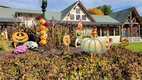 Everything happening in Lake George in October